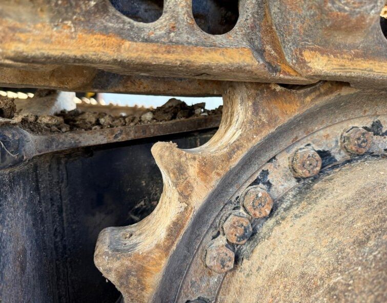 HIDROMEK  HMK 230LC-4